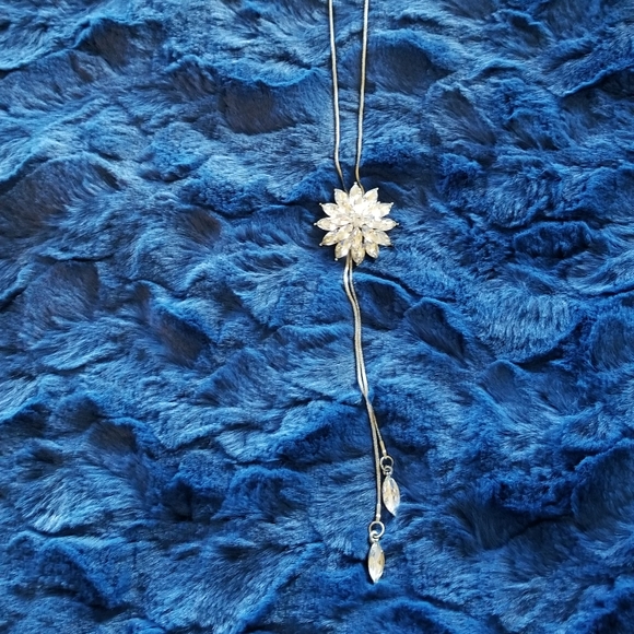 STERLING SILVER CRYSTAL NECKLACE - Picture 7 of 10